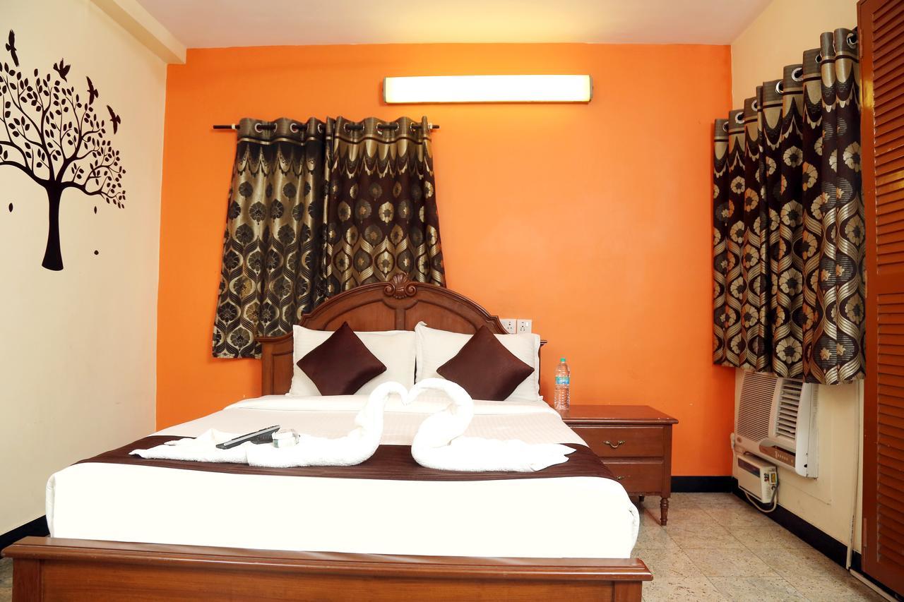 Rich Inn Suites - Next To Accord Metropolitian. Ченнаи Экстерьер фото